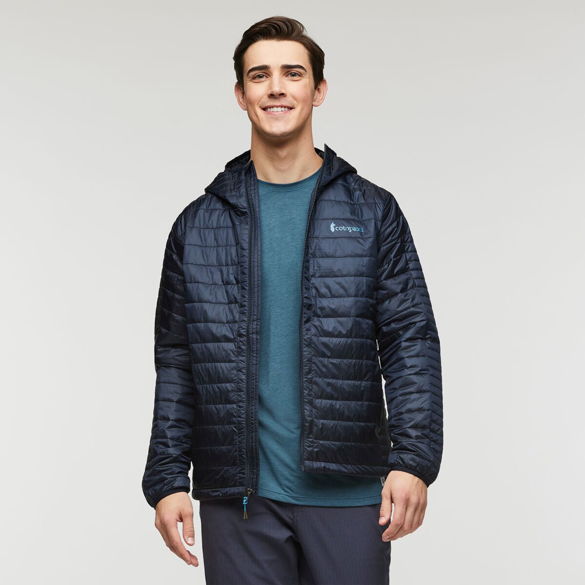 Мужская куртка Cotopaxi Capa Insulated Hooded, цвет: Карбоновый — фото 4