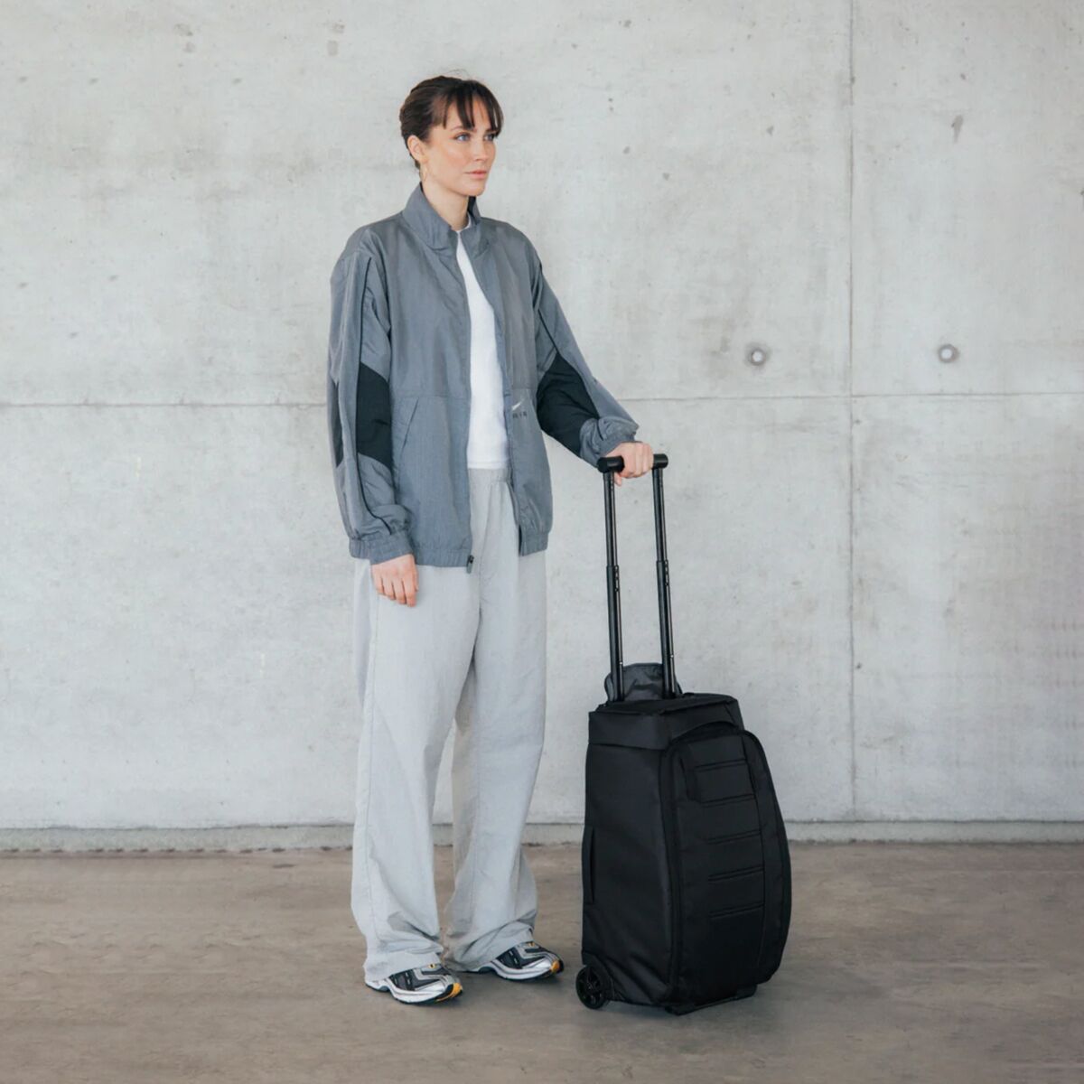 Db Hugger Roller 40L Bag