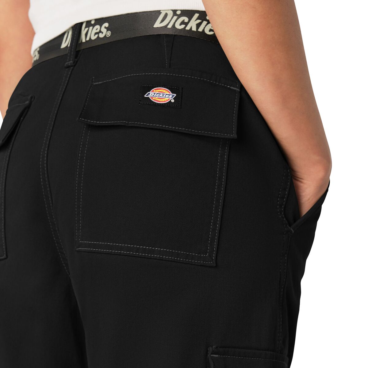 Dickies Relaxed Fit Cropped Cargo Pant - Women´s