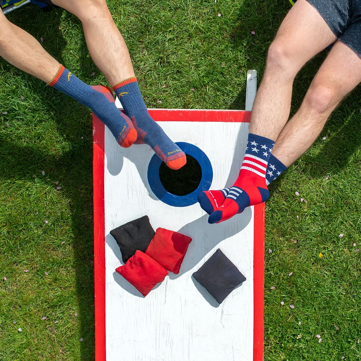 Darn Tough Captain Stripe Micro Crew Lightweight Cushion...