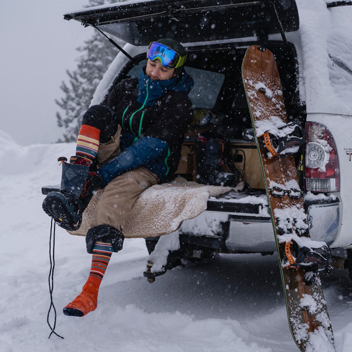 Darn Tough Snowpack OTC Midweight Cushion Sock