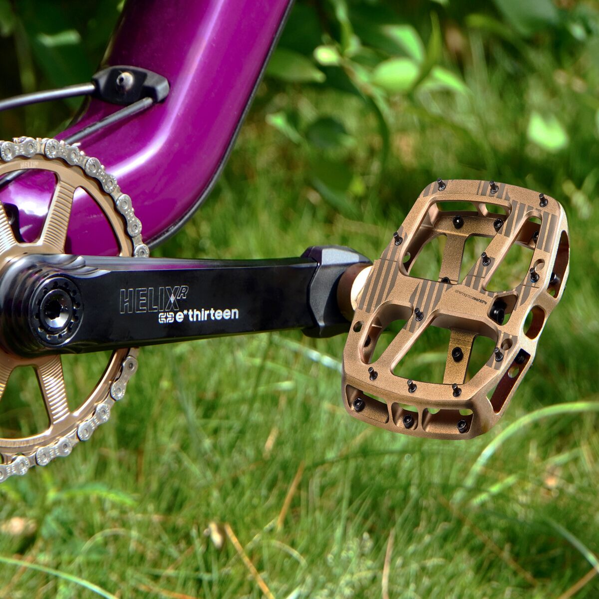 e*thirteen components Plus Flat Pedals