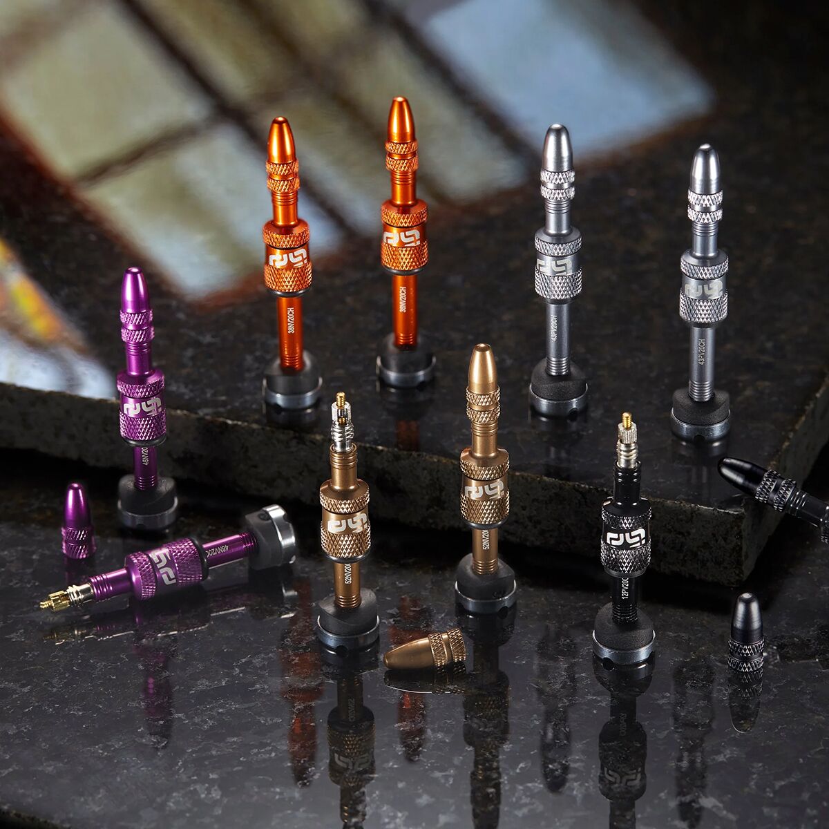 e*thirteen components Quick Fill Plasma Tubeless Valves