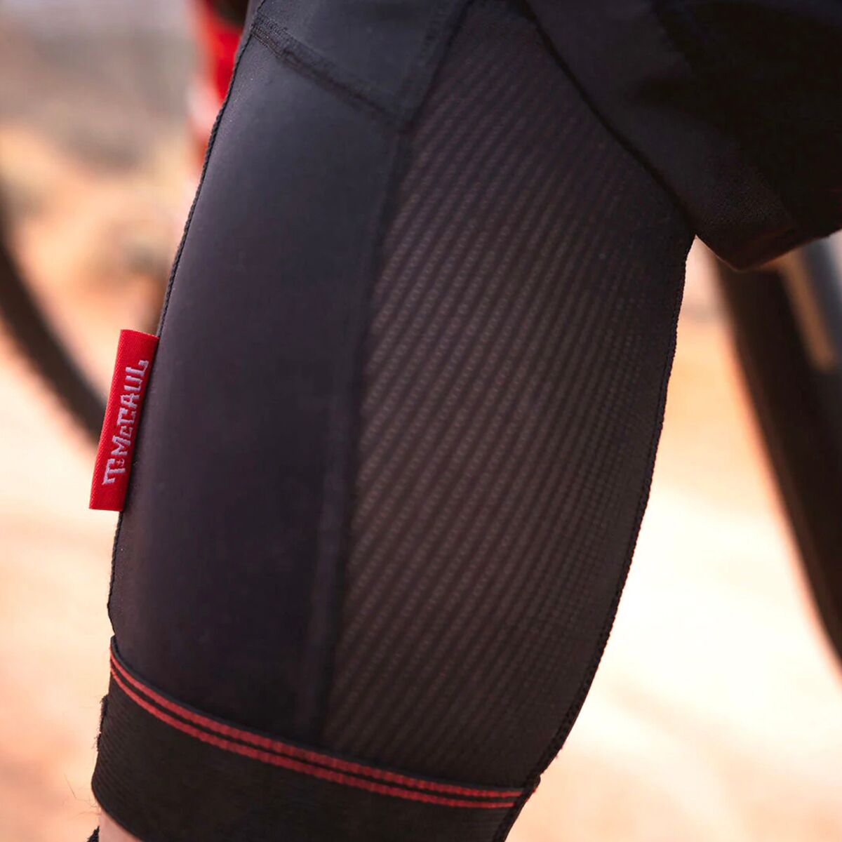 Fasthouse Hooper Knee Pad Bike