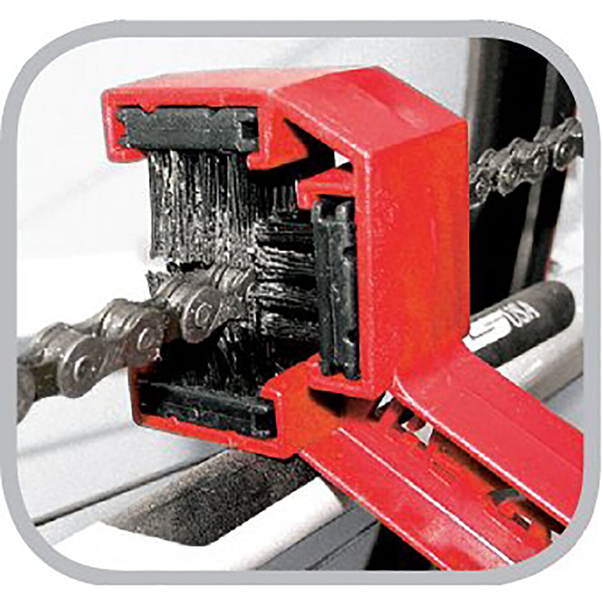 Finish Line Grunge Brush Chain + Gear Cleaning Tool