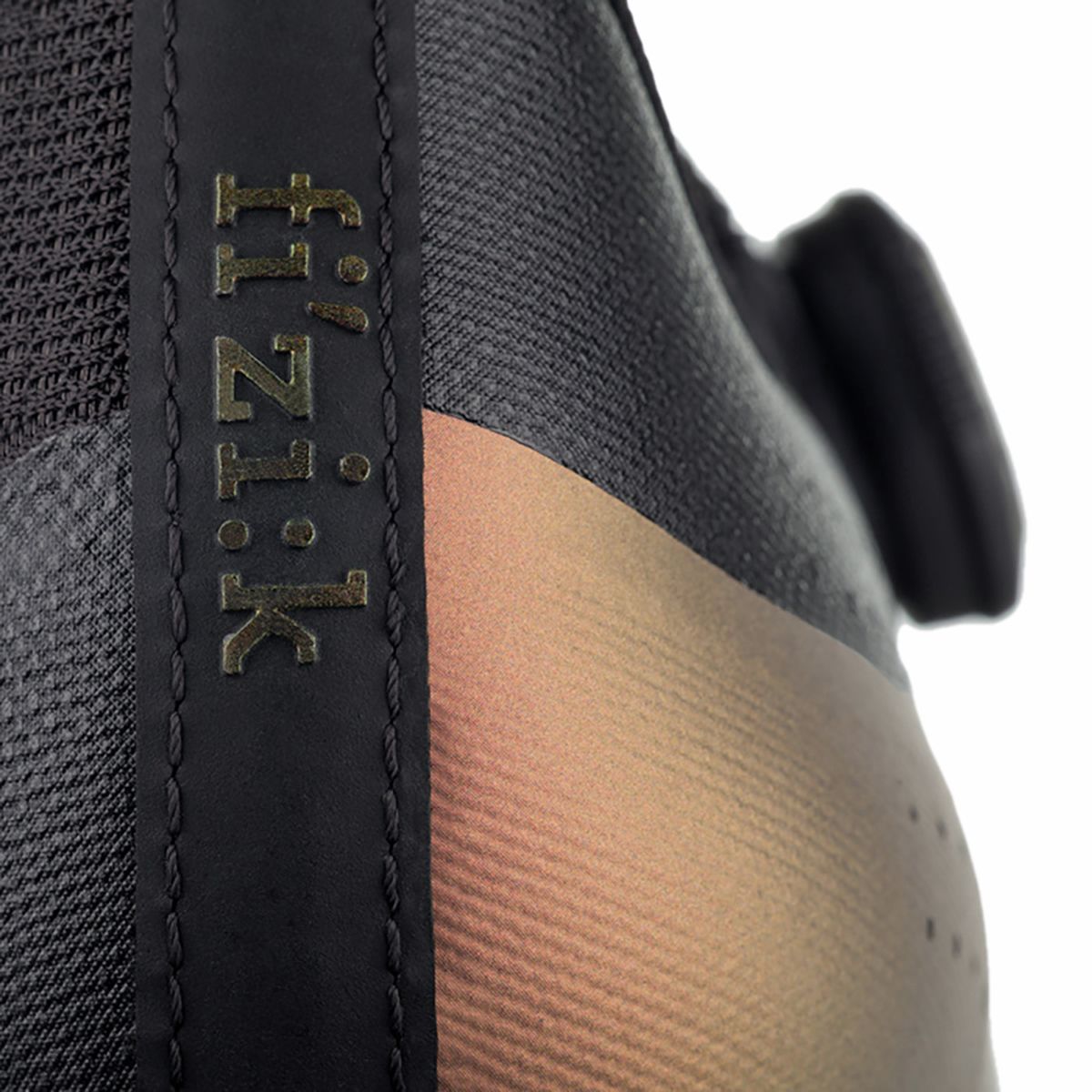 Fi´zi:k Tempo Overcurve R4 Iridescent Cycling Shoe