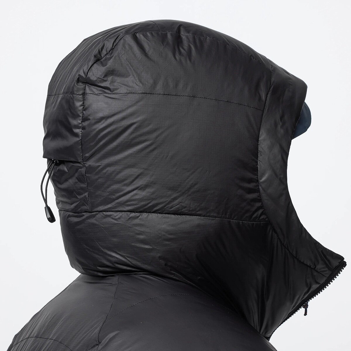 Мужская куртка Fjallraven Bergtagen Topp Down, цвет: Чёрный — фото 6