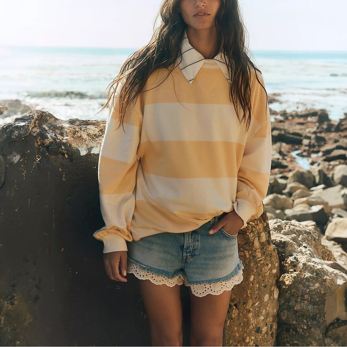 Женская толстовка Free People Classic Stripe Crew Wide, цвет: Абрикосовый комбинированный — фото 4