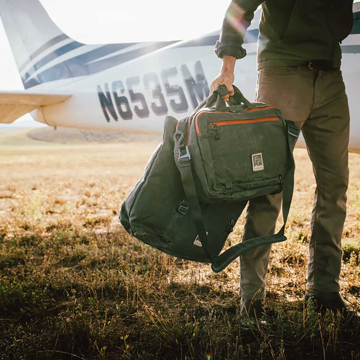Сумка Fishpond Boulder Briefcase, цвет: Duskwood — фото 8