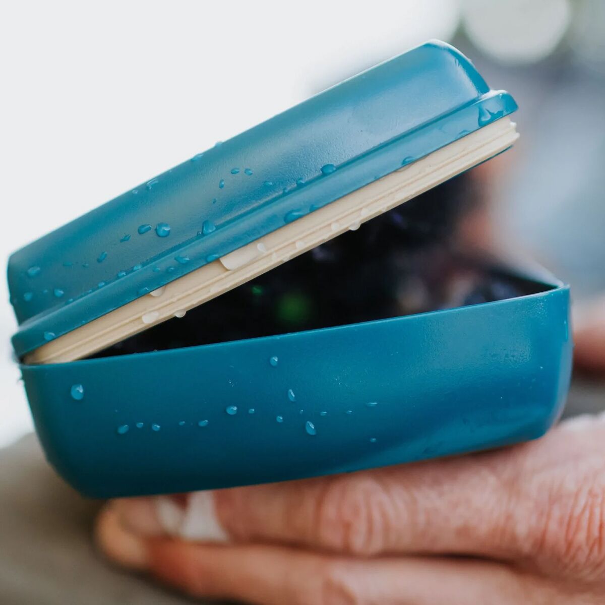 Fishpond Tacky Pescador Medium Fly Box