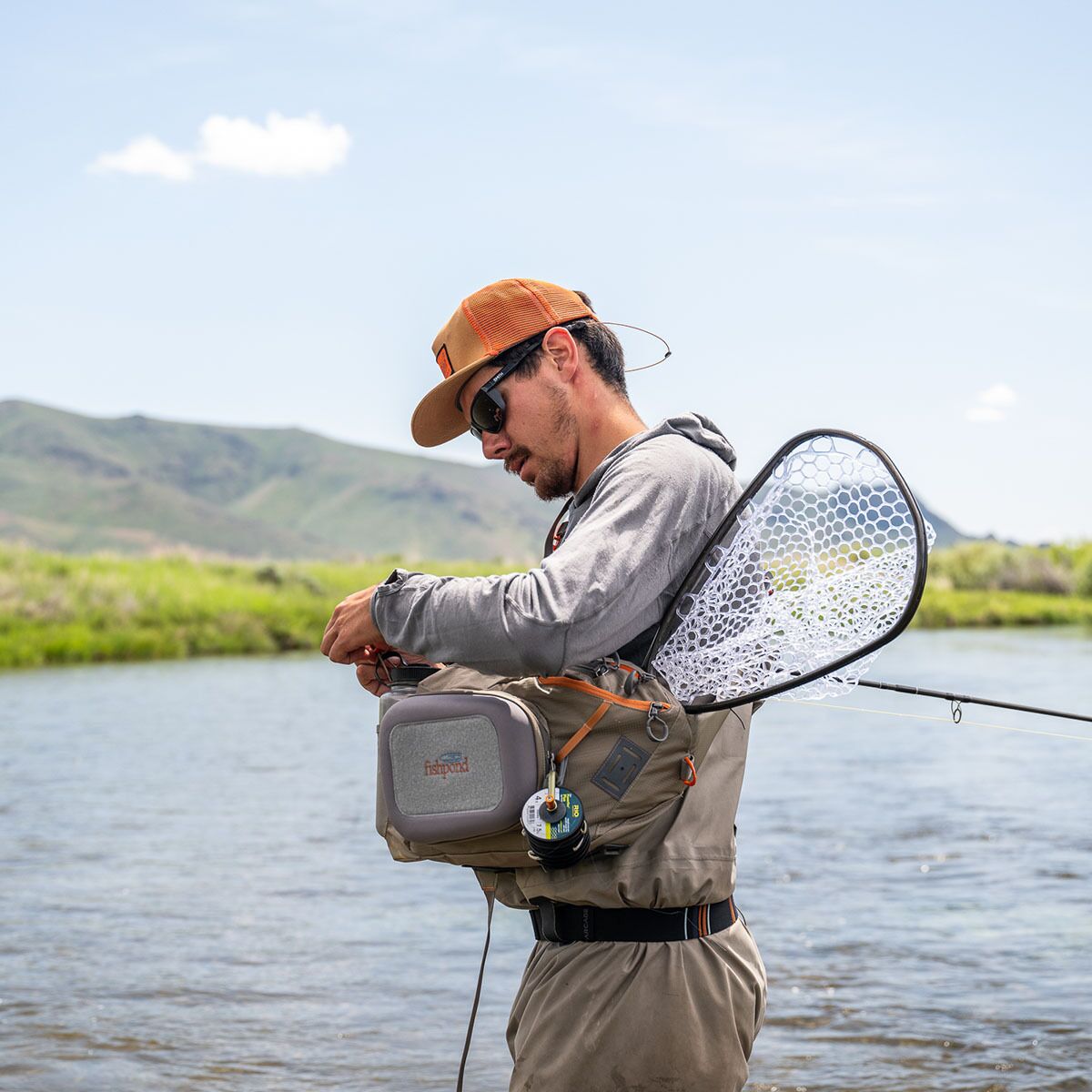 Fishpond 2.0 Summit Sling