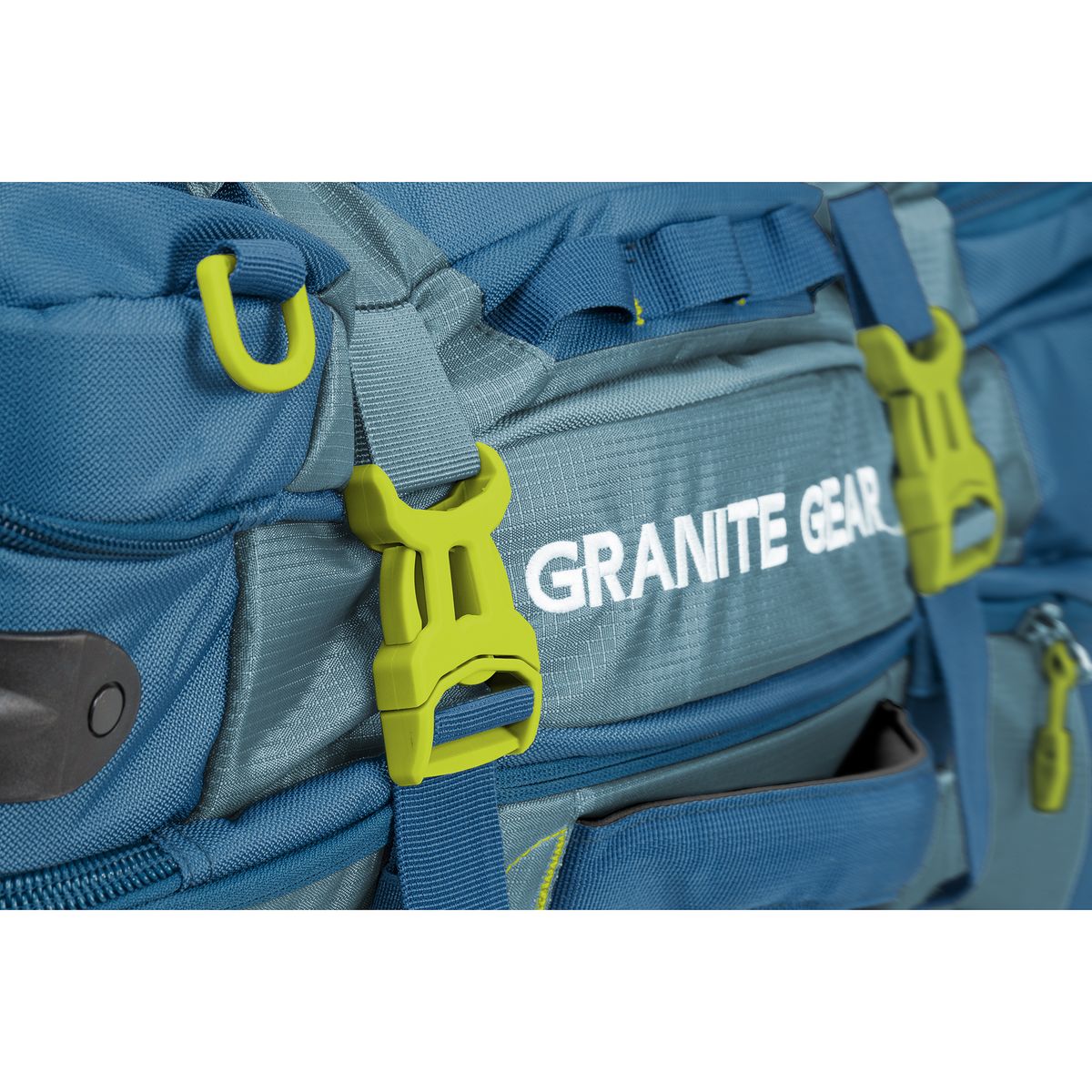 Granite Gear CrossTrek CarryOn 22in Rolling Gear Bag Travel