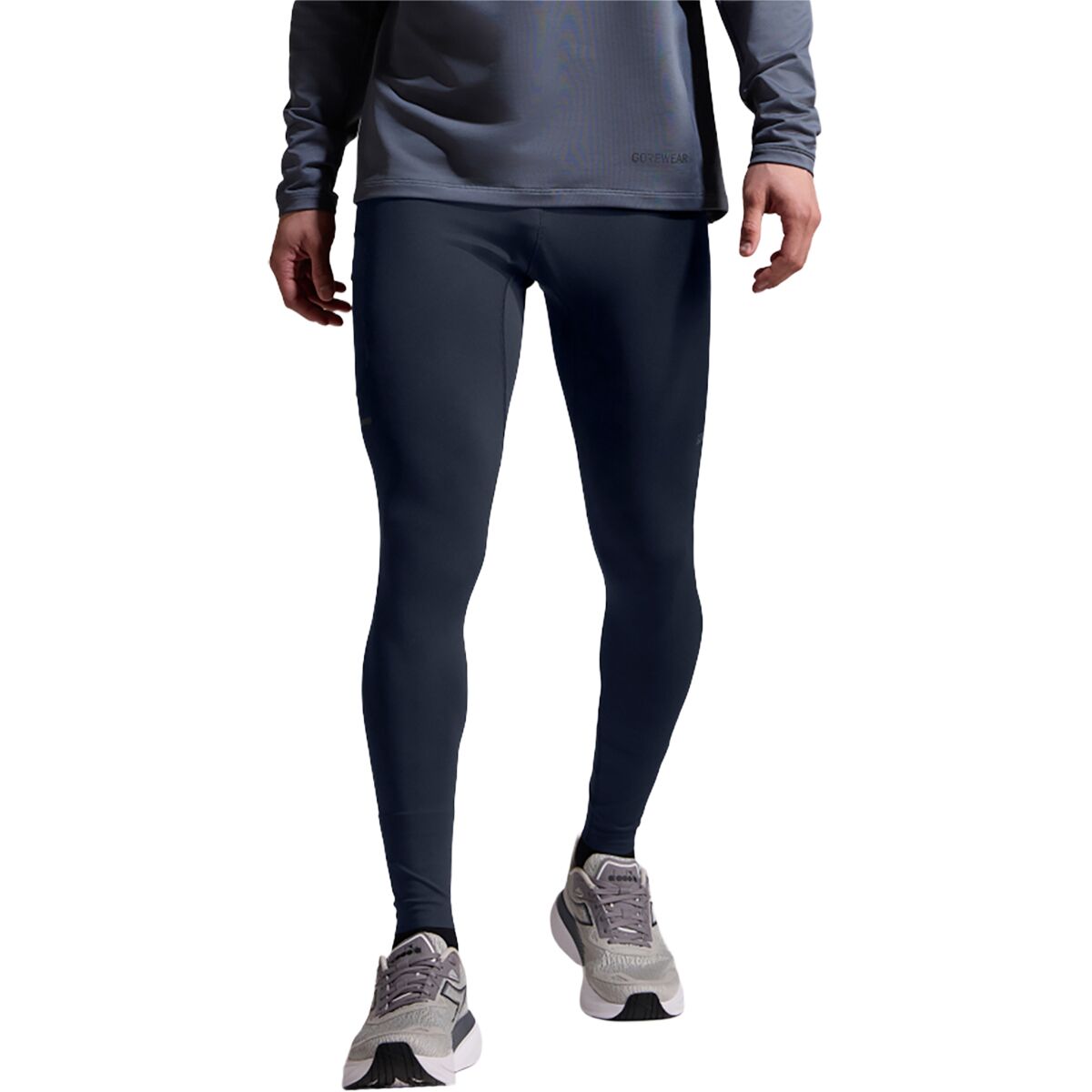 Top Men's Yoga Clothing Product Photo