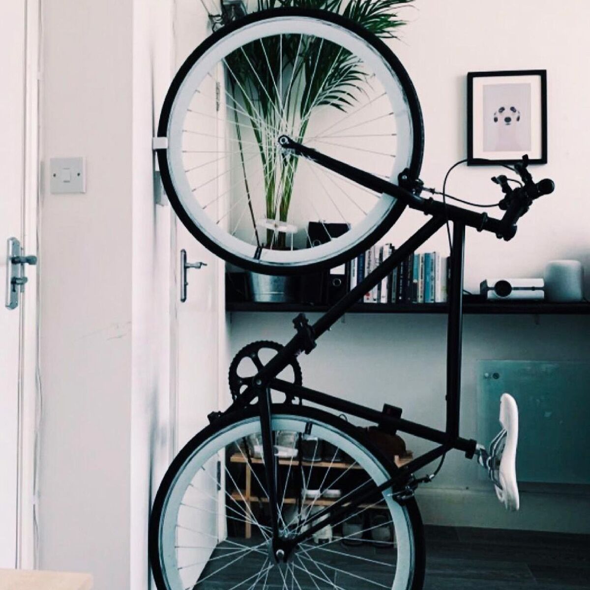 clug hybrid bike holder