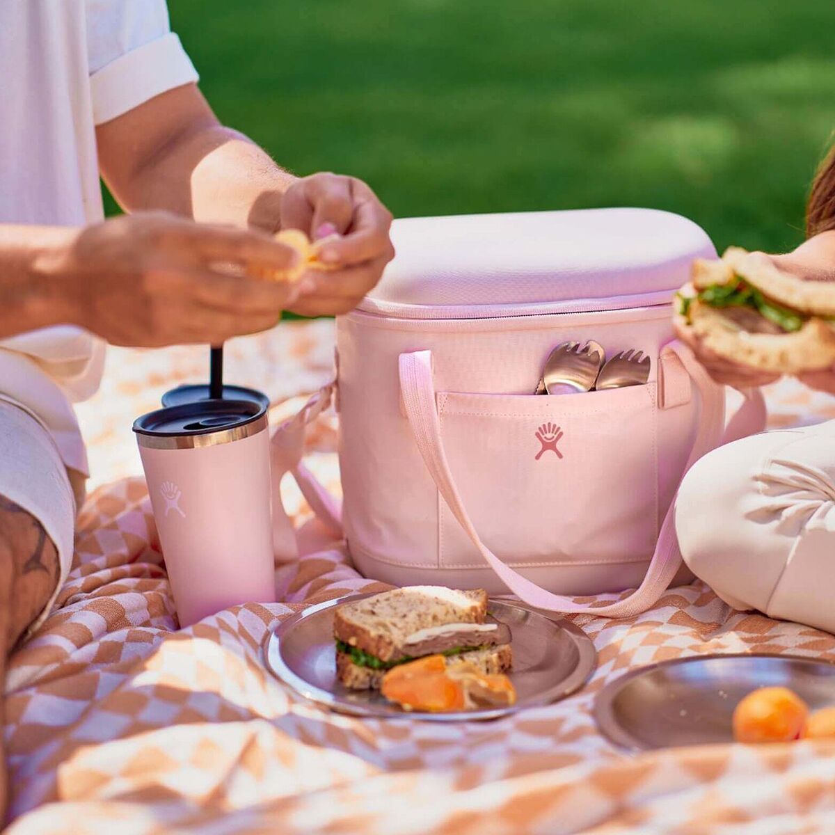 Hydro Flask 20L Carry Out Soft Cooler
