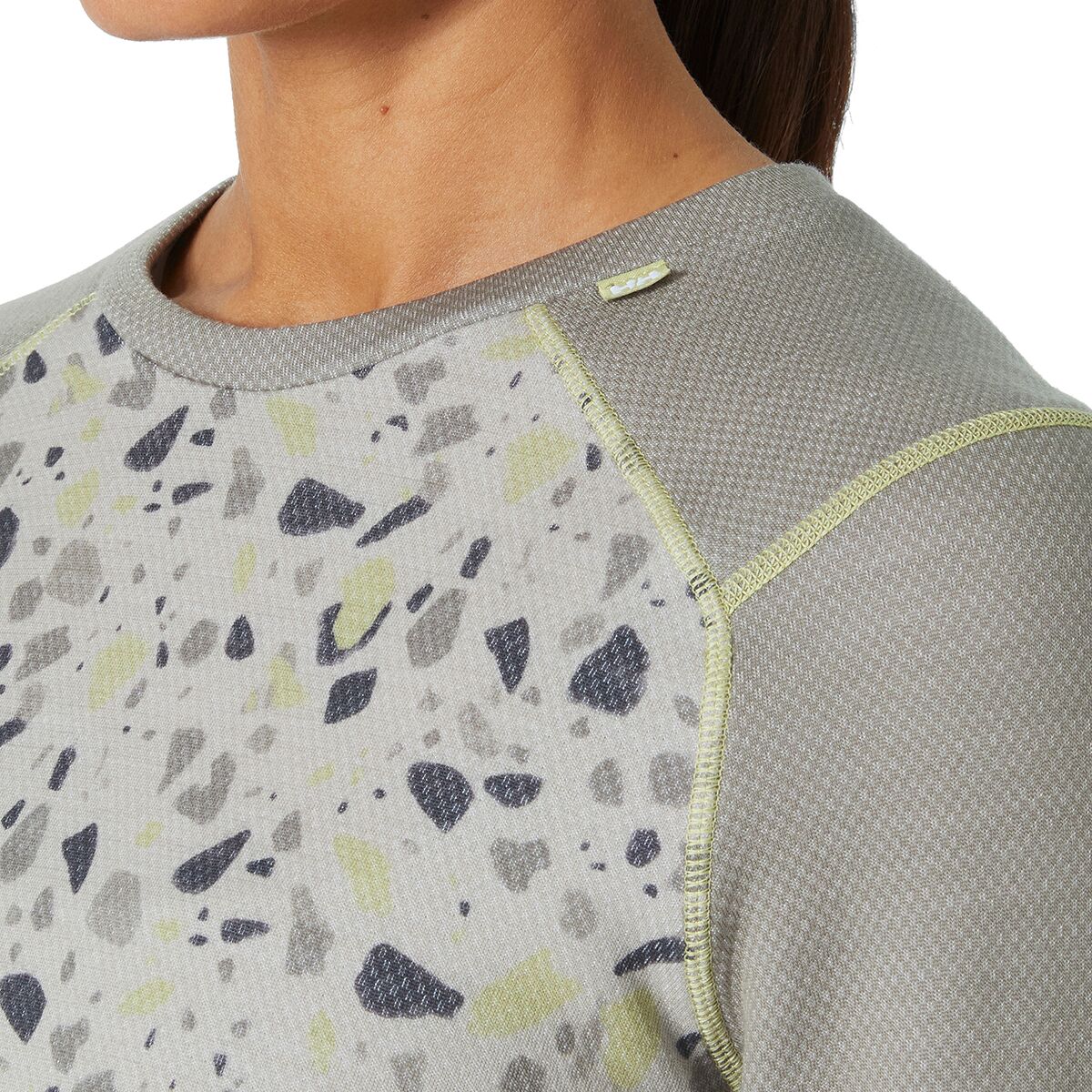Helly Hansen Lifa Merino Midweight Graphic Top -...
