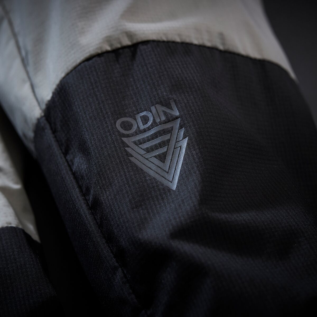 Женская куртка Helly Hansen Odin BC LT Insulator Hooded, цвет: Terrazzo — фото 6