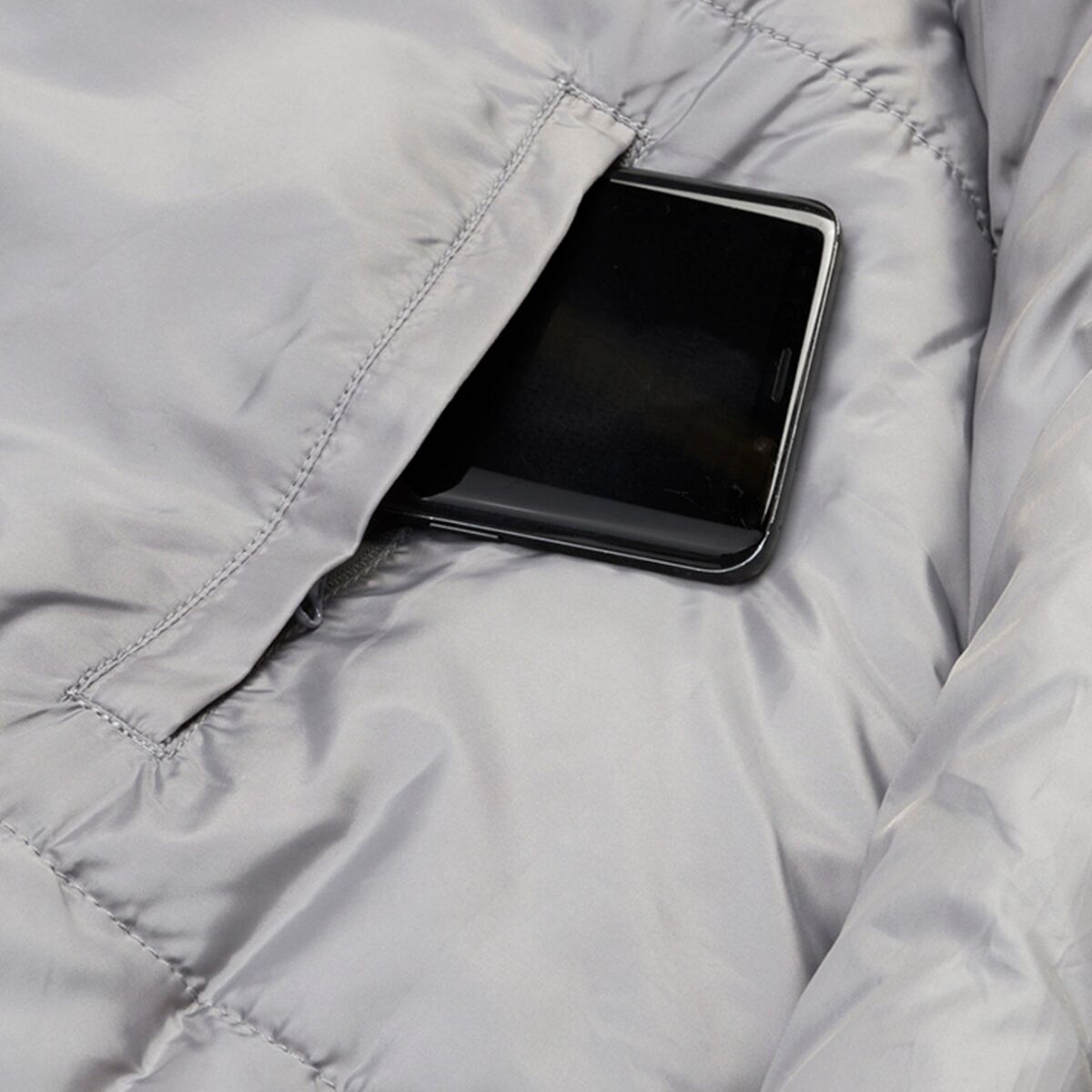 Kelty Cosmic Sleeping Bag: 40F Synthetic