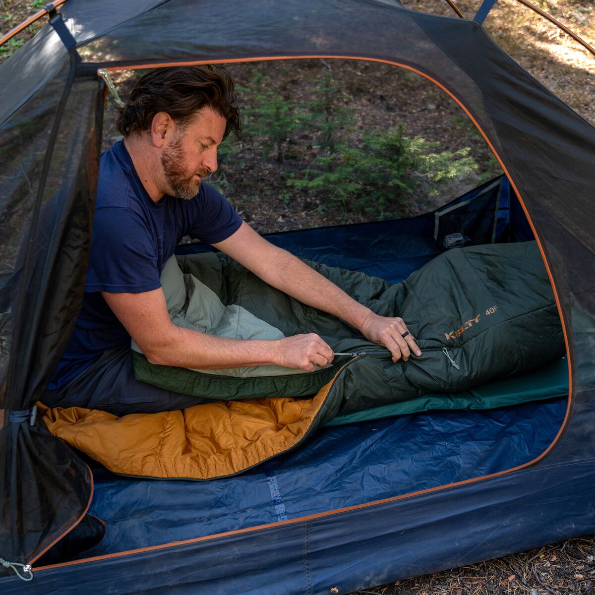 Kelty Cosmic Sleeping Bag: 40F Synthetic