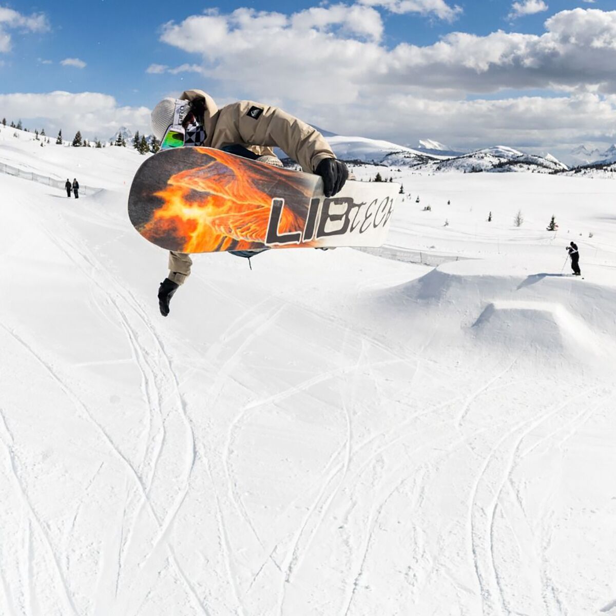 Lib Technologies Dynamo Snowboard - 2025