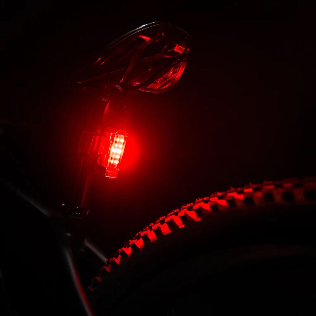 Lezyne Strip Drive 300 Plus Tail Light