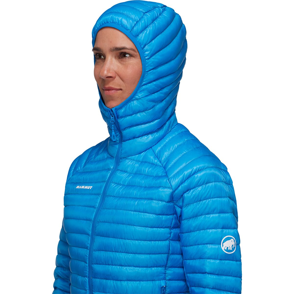 Женская куртка Mammut Aenergy IN Hooded, цвет: Синий / Чёрный — фото 5