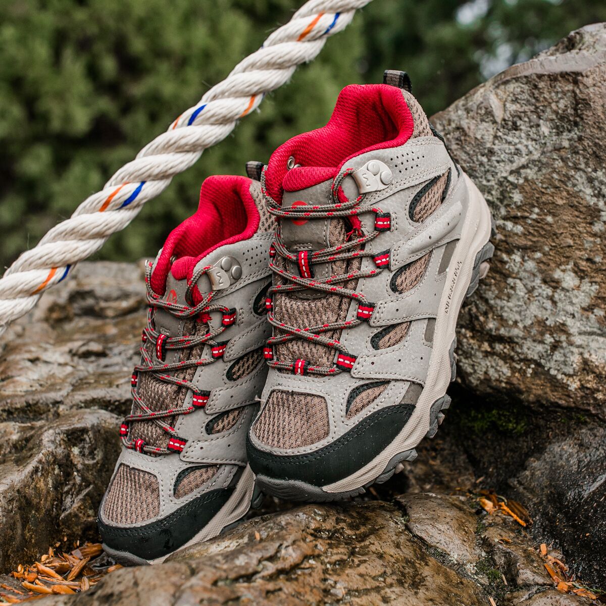 Merrell Moab 3 Mid Waterproof Hiking Shoe - Kids´