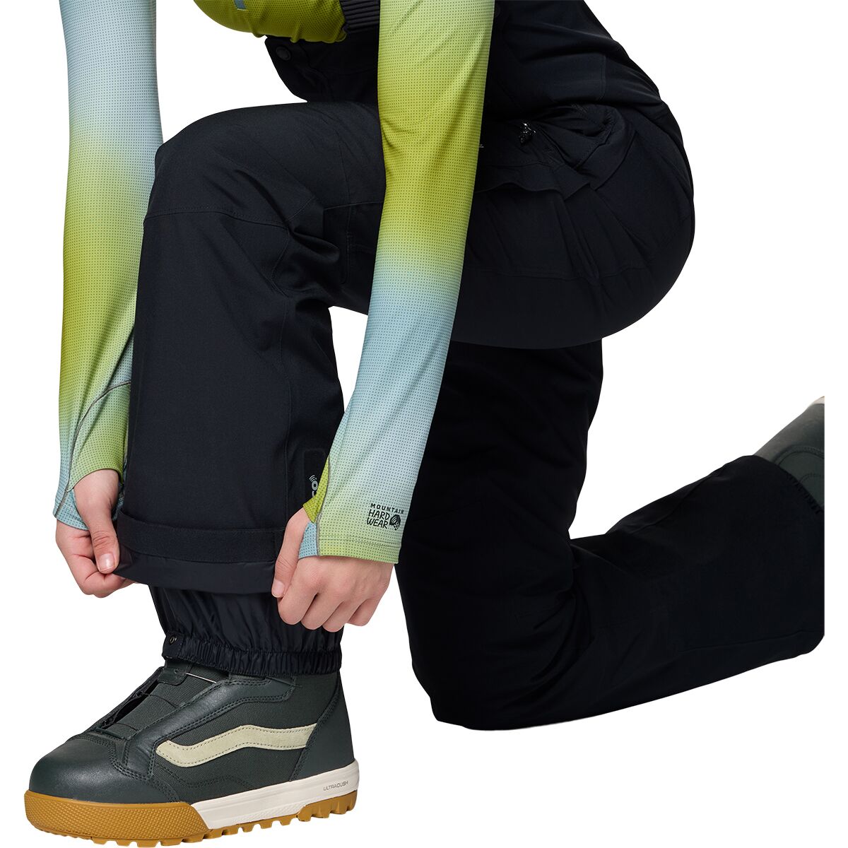Женские брюки Mountain Hardwear Powder Maven Bib, цвет: Чёрный — фото 7