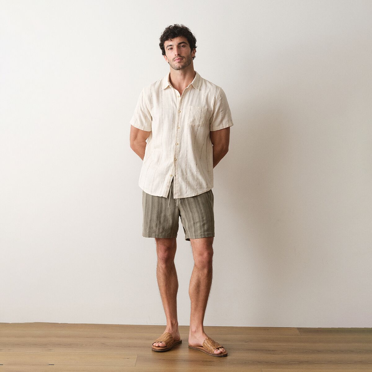 Мужская рубашка Marine Layer Stretch Selvage Simple Stripe, цвет: Кремовый — фото 2
