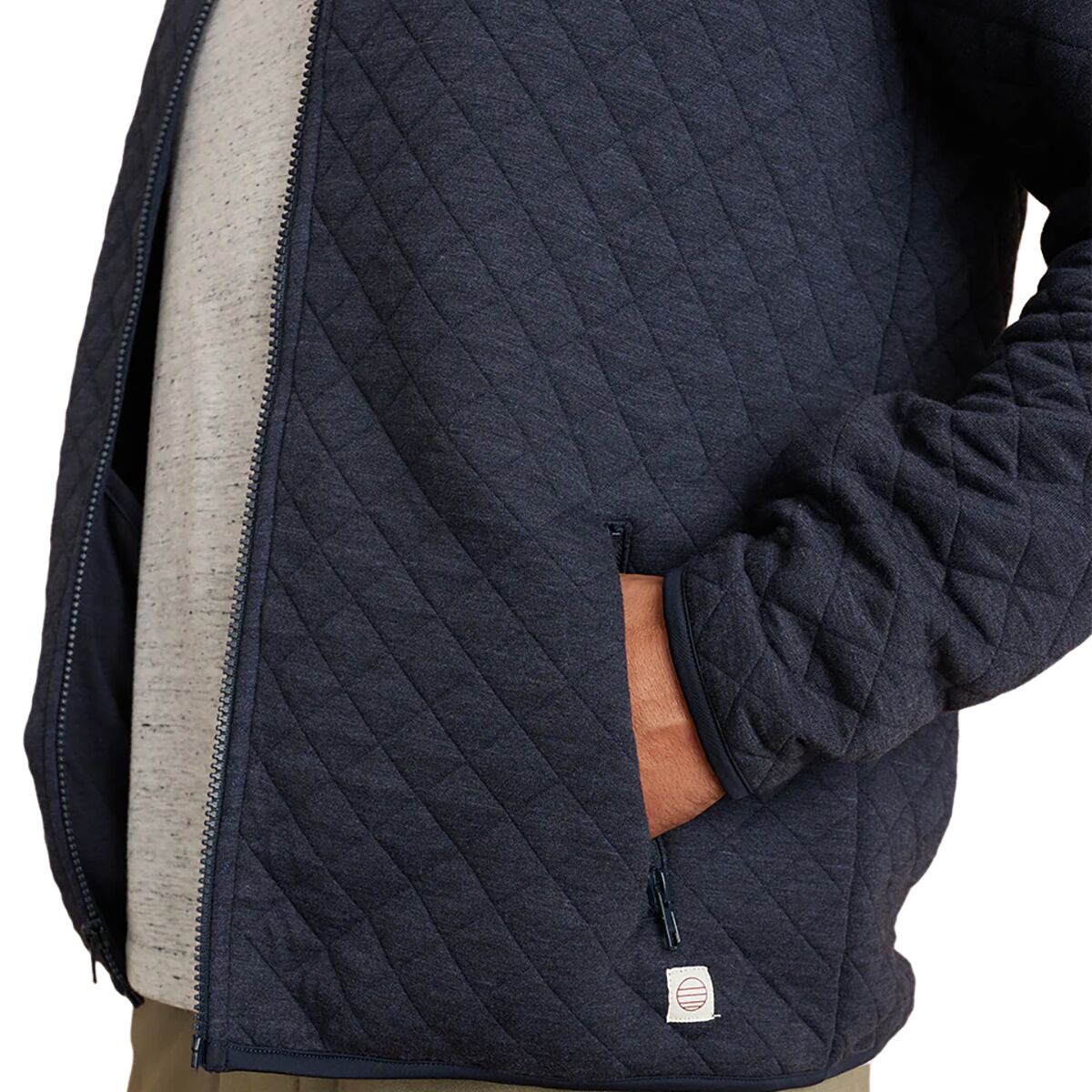 Мужская куртка Marine Layer Corbet Diamond Quilt Full Zip, цвет: Тёмно-синий — фото 8