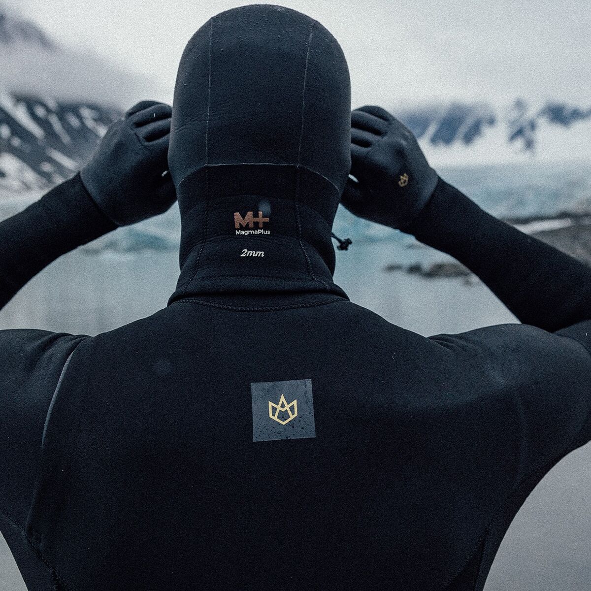 Manera 2mm Magma Hood