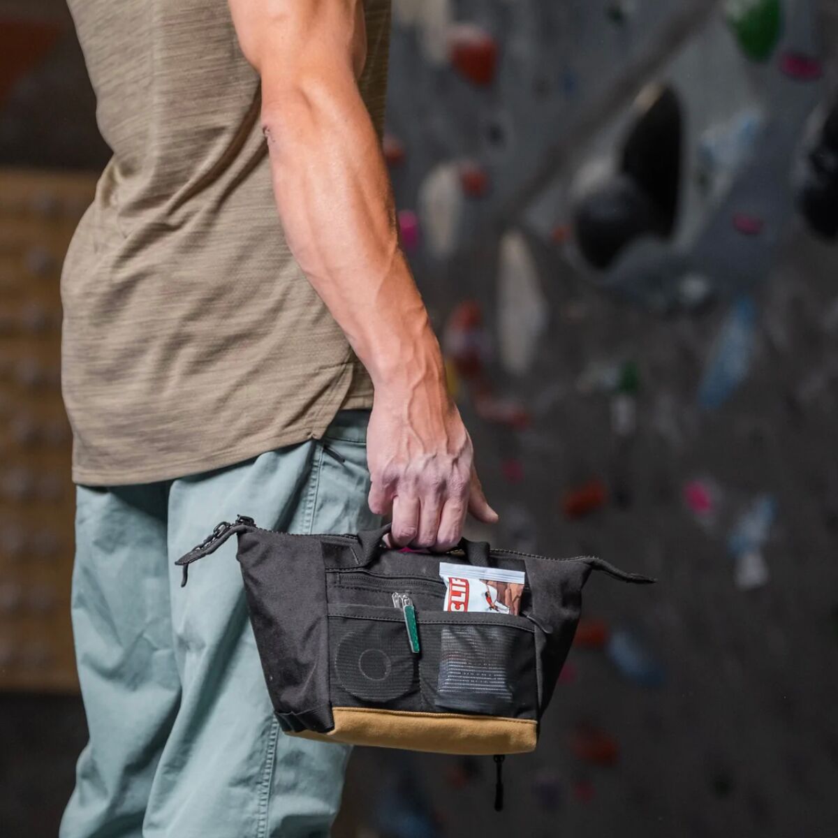 Mad Rock Hanger Chalk Pot