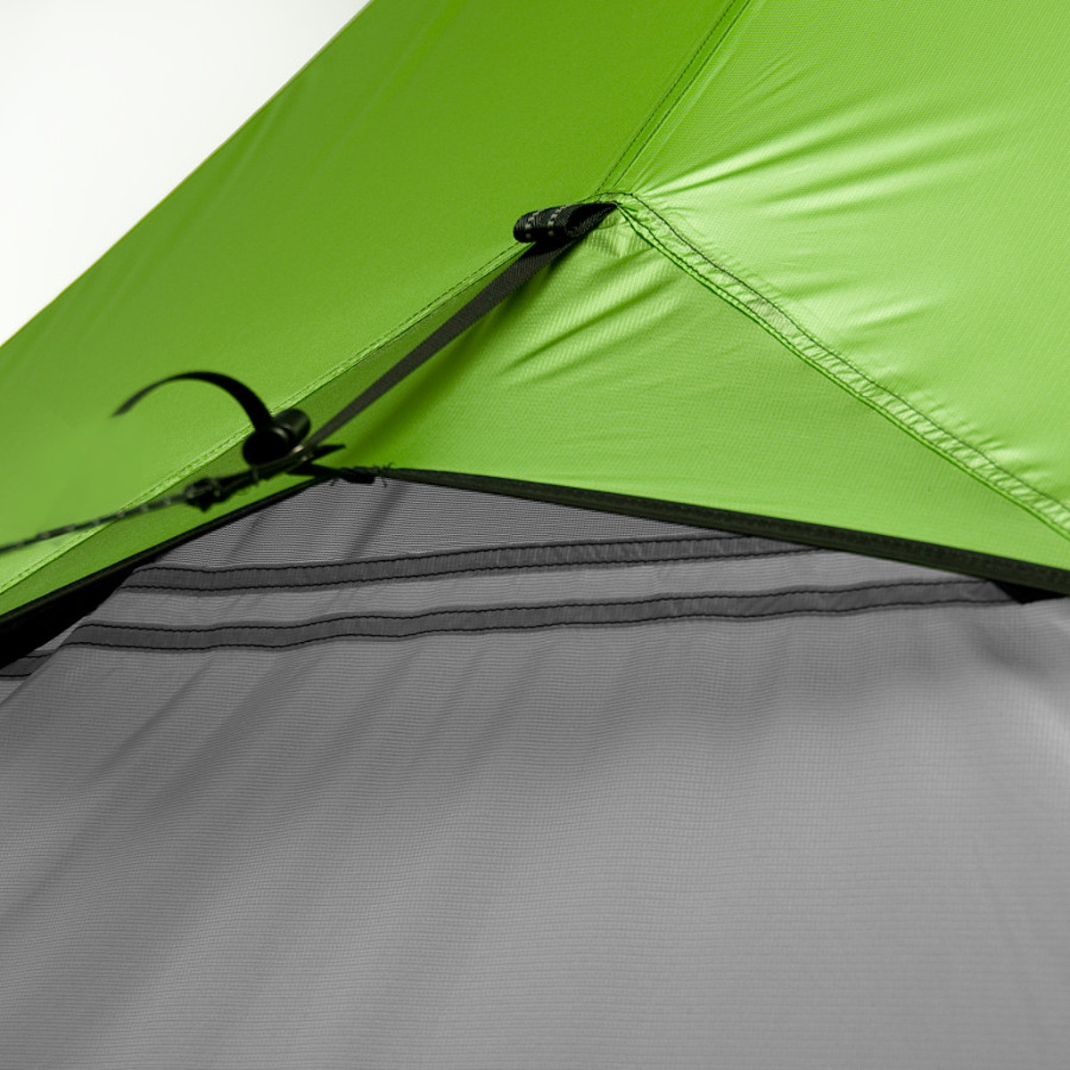 NEMO Equipment Inc. Pentalite 4P Shelter Hike & Camp