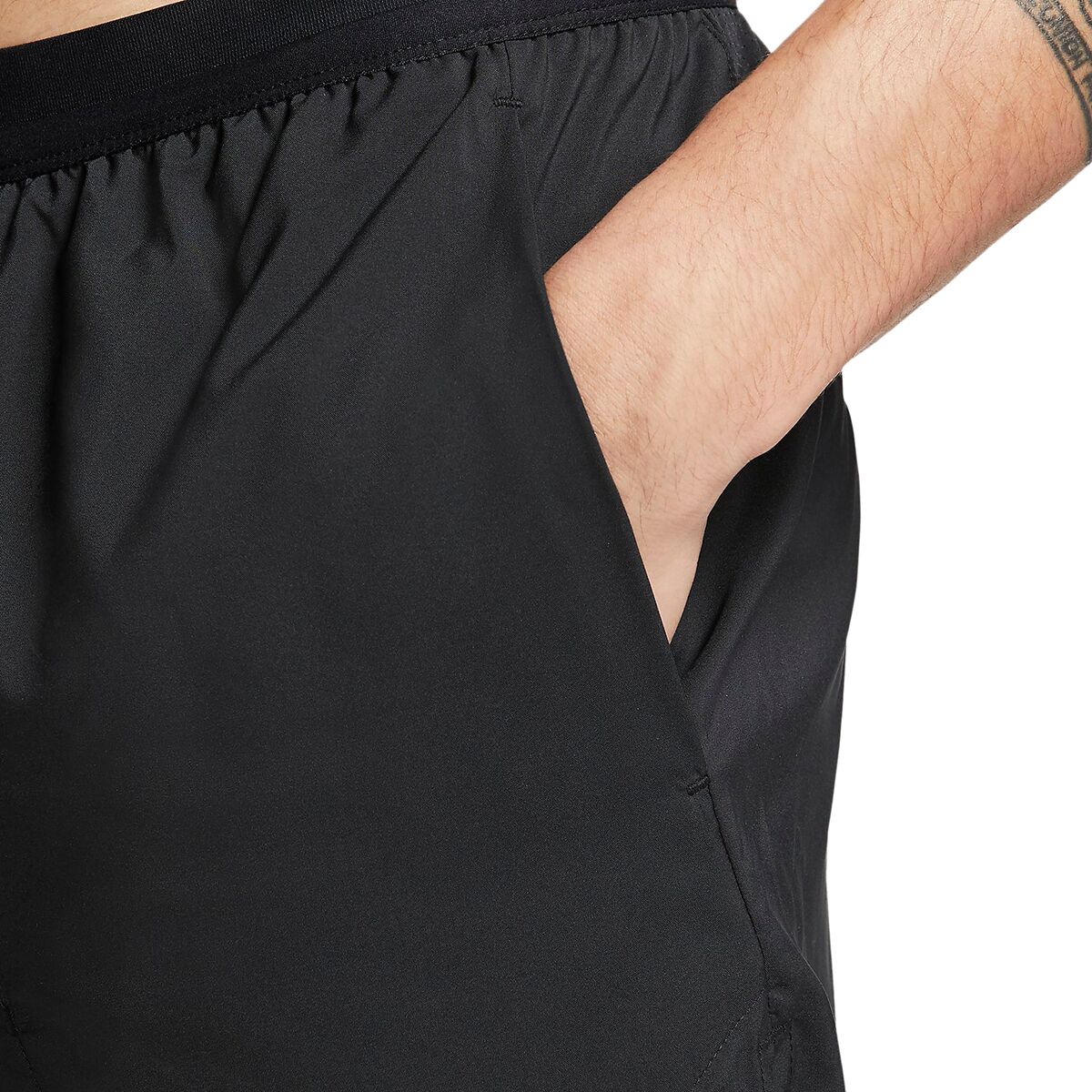 short nike flex stride