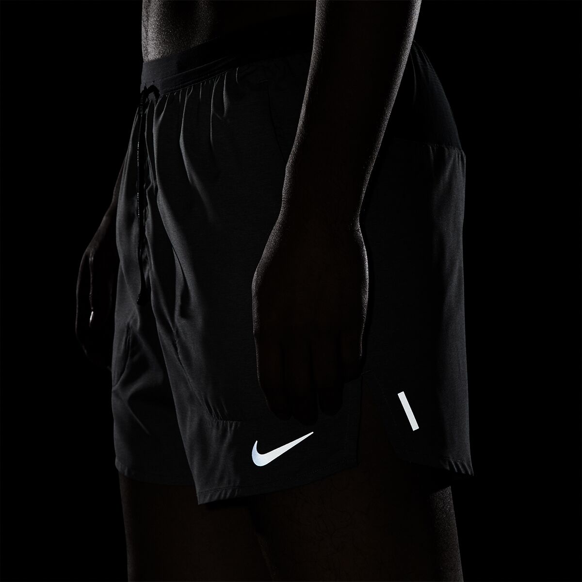 short nike flex stride