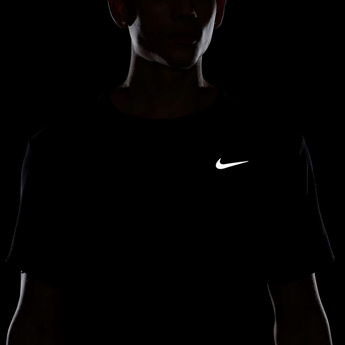 Nike Dri-Fit UV Miler Short-Sleeve Shirt - Men´s