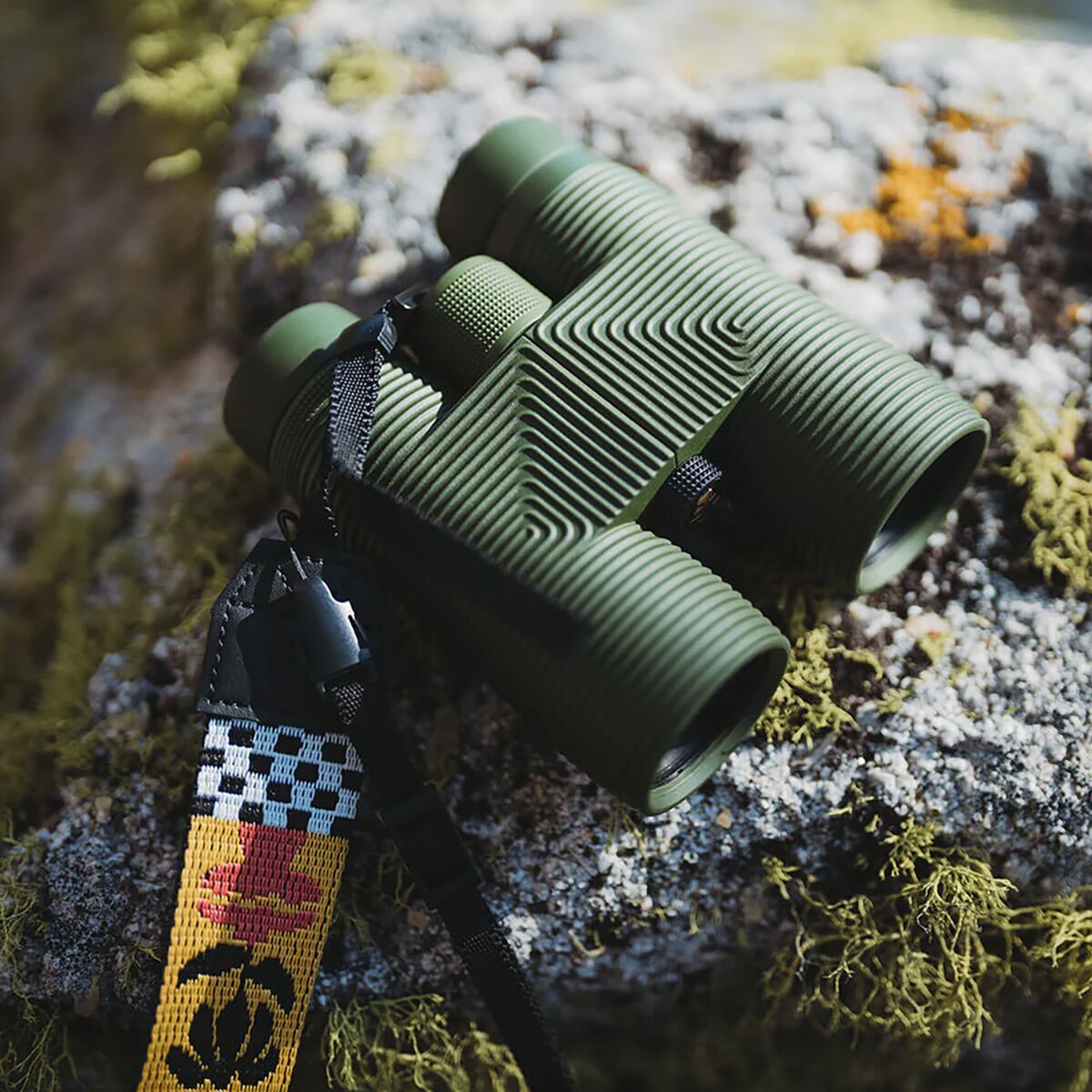 Nocs Provisions Pro Issue 8x42 Caliber Binoculars