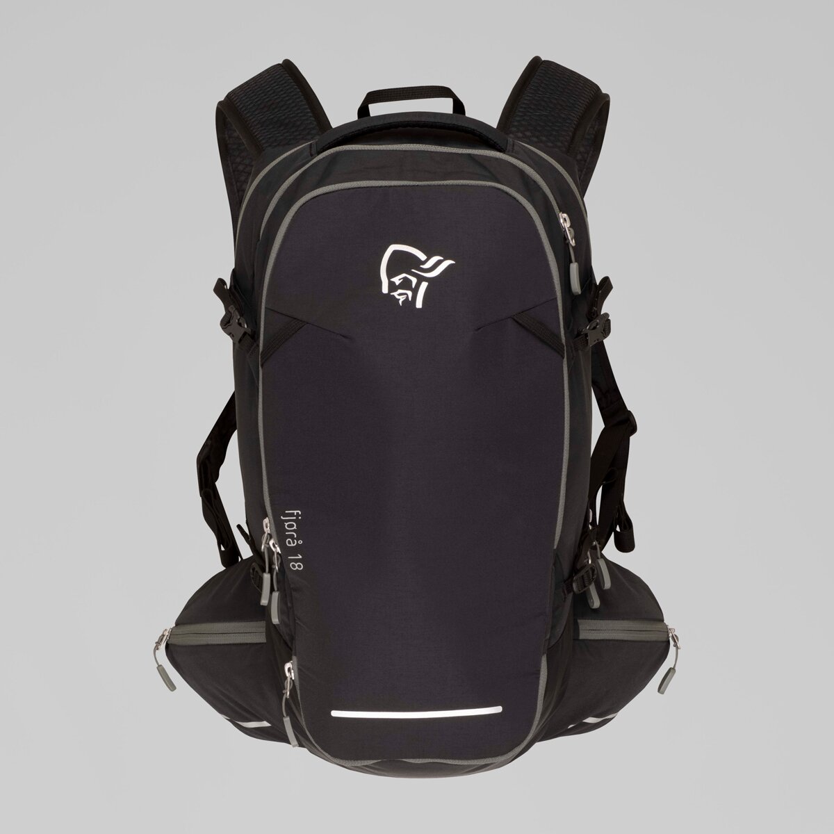 Рюкзак Norrona Econyl 18L Pack, цвет: Caviar — фото 3