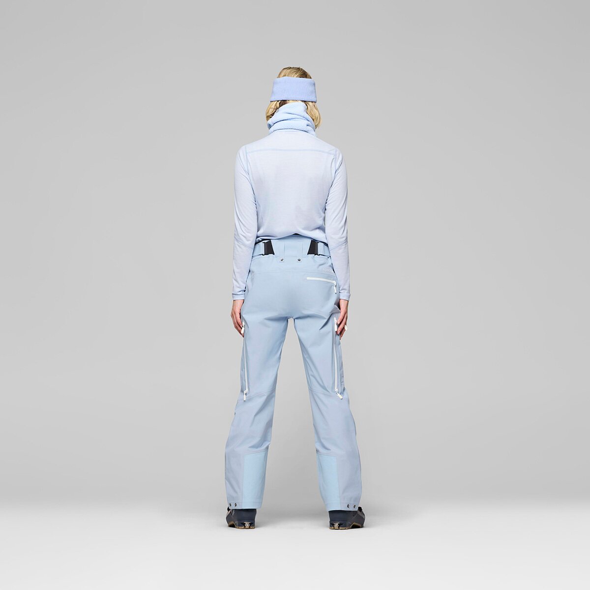 Женские брюки Norrona Lofoten GORE-TEX Pant, цвет: Синий — фото 2