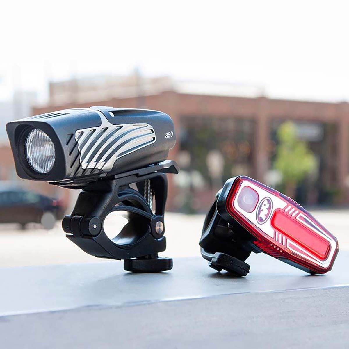 Pack éclairage Vélo NiteRider Lumina Micro 900 (avant) + VMAX+ 150 (arrière) – Noir