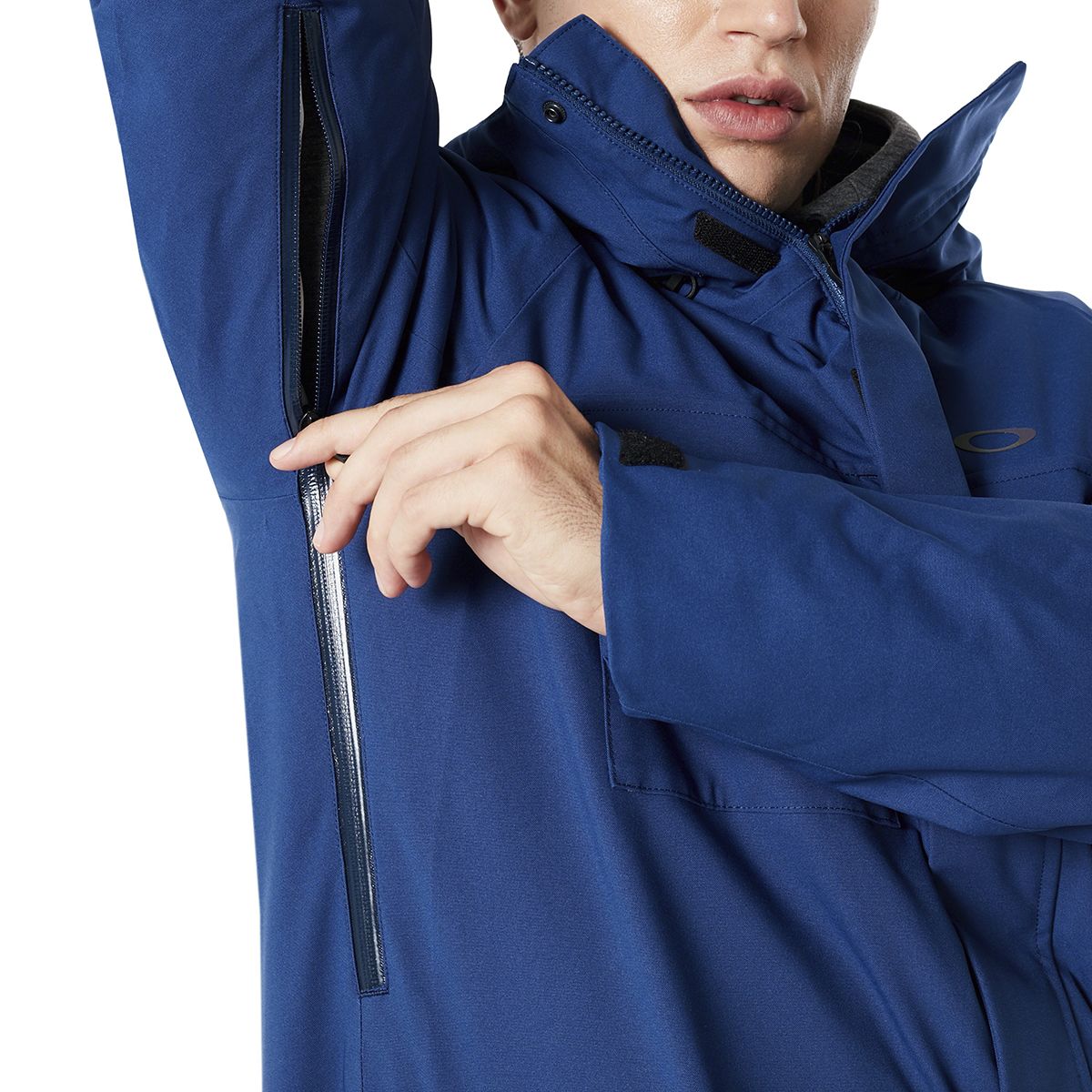 Oakley Snow 15K 2L Insulated Jacket Men's Clothing