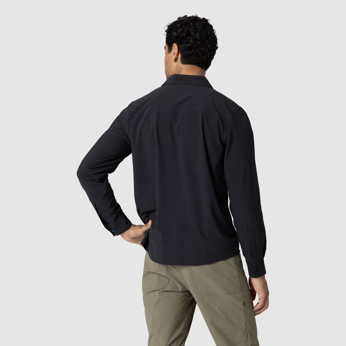 Мужская рубашка Outdoor Research Astroman Long-Sleeve Sun, цвет: Чёрный — фото 2