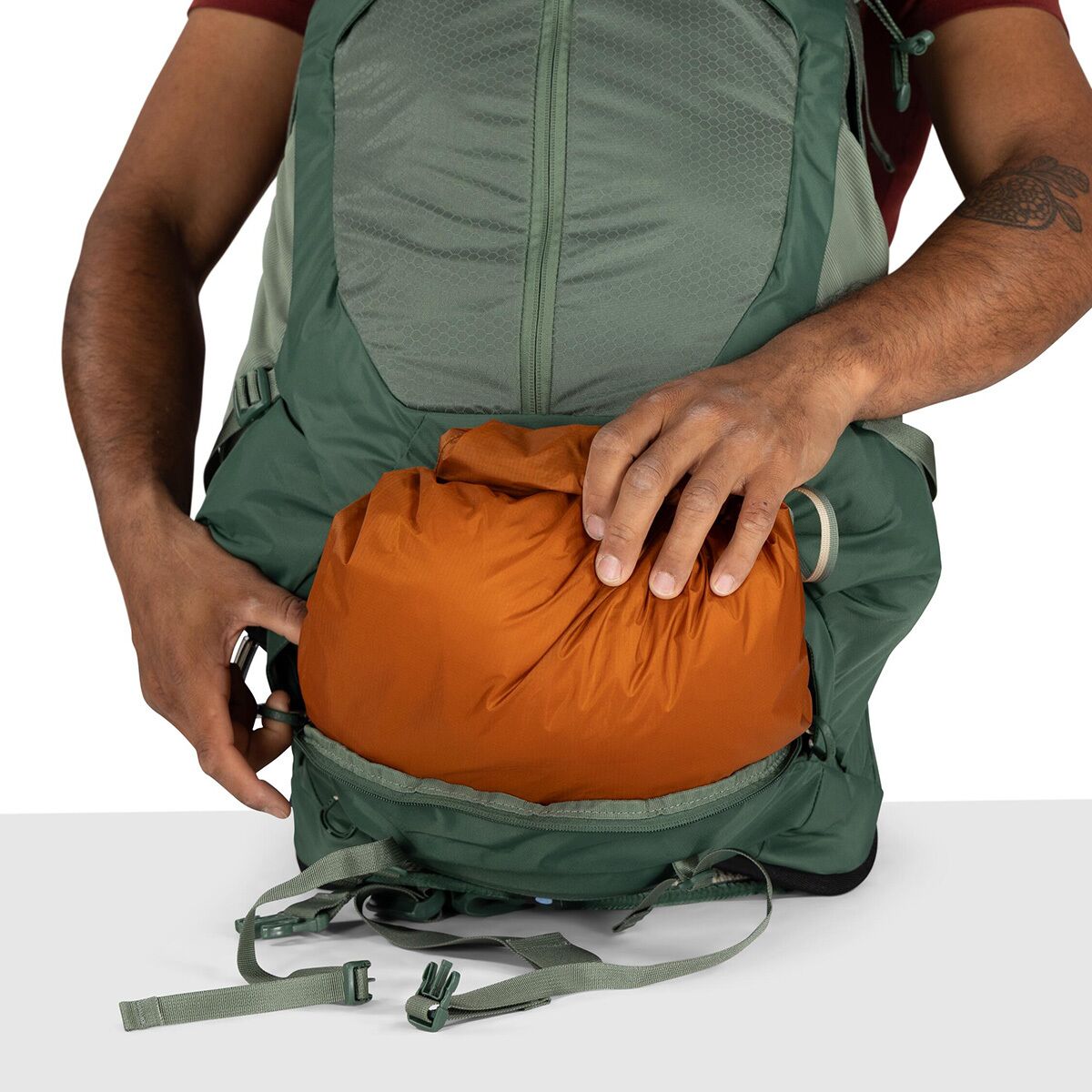 Рюкзак Osprey Packs Stratos 34L, цвет: Зелёный — фото 11