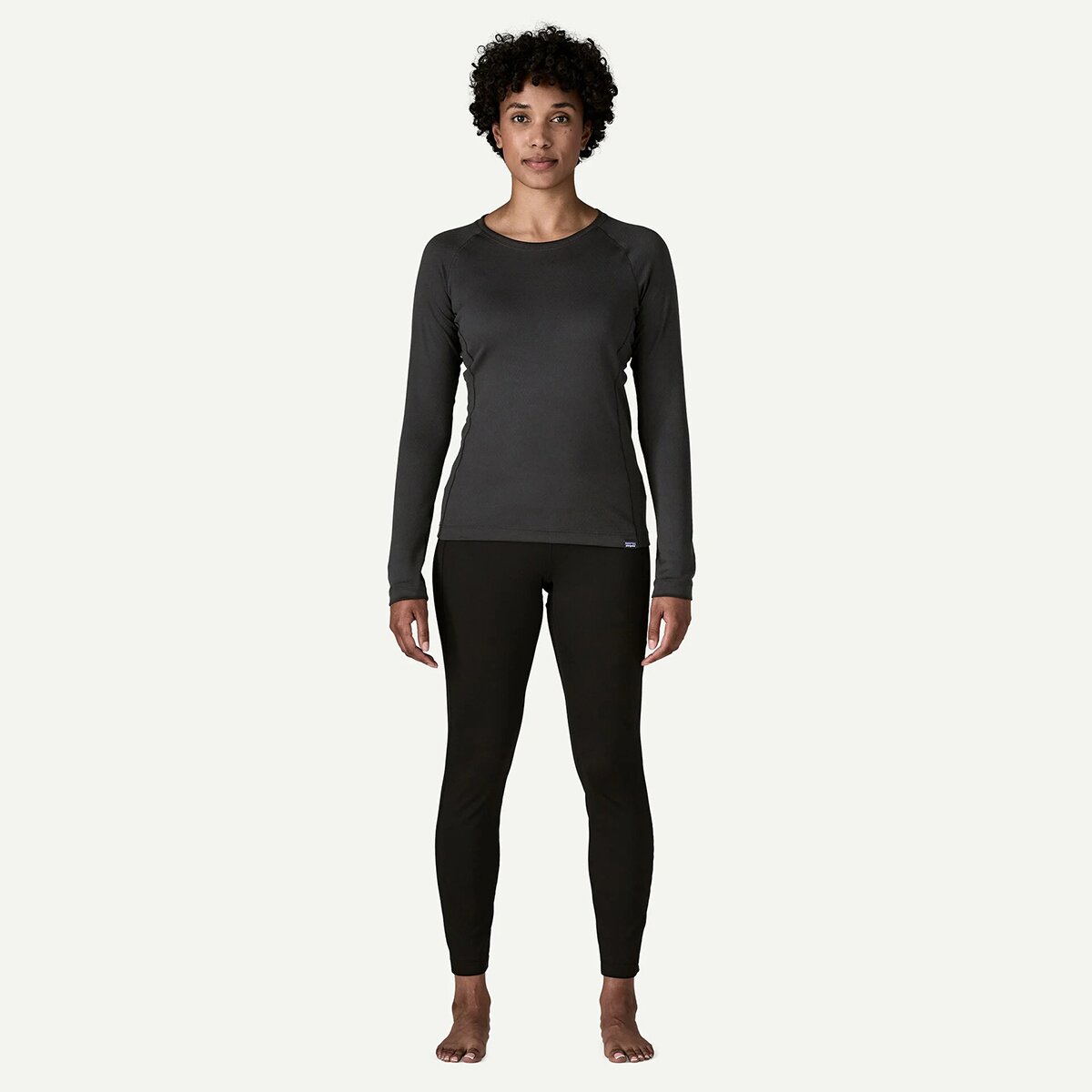 Женский топ Patagonia Capilene Midweight Crew Top, цвет: Чёрный — фото 2