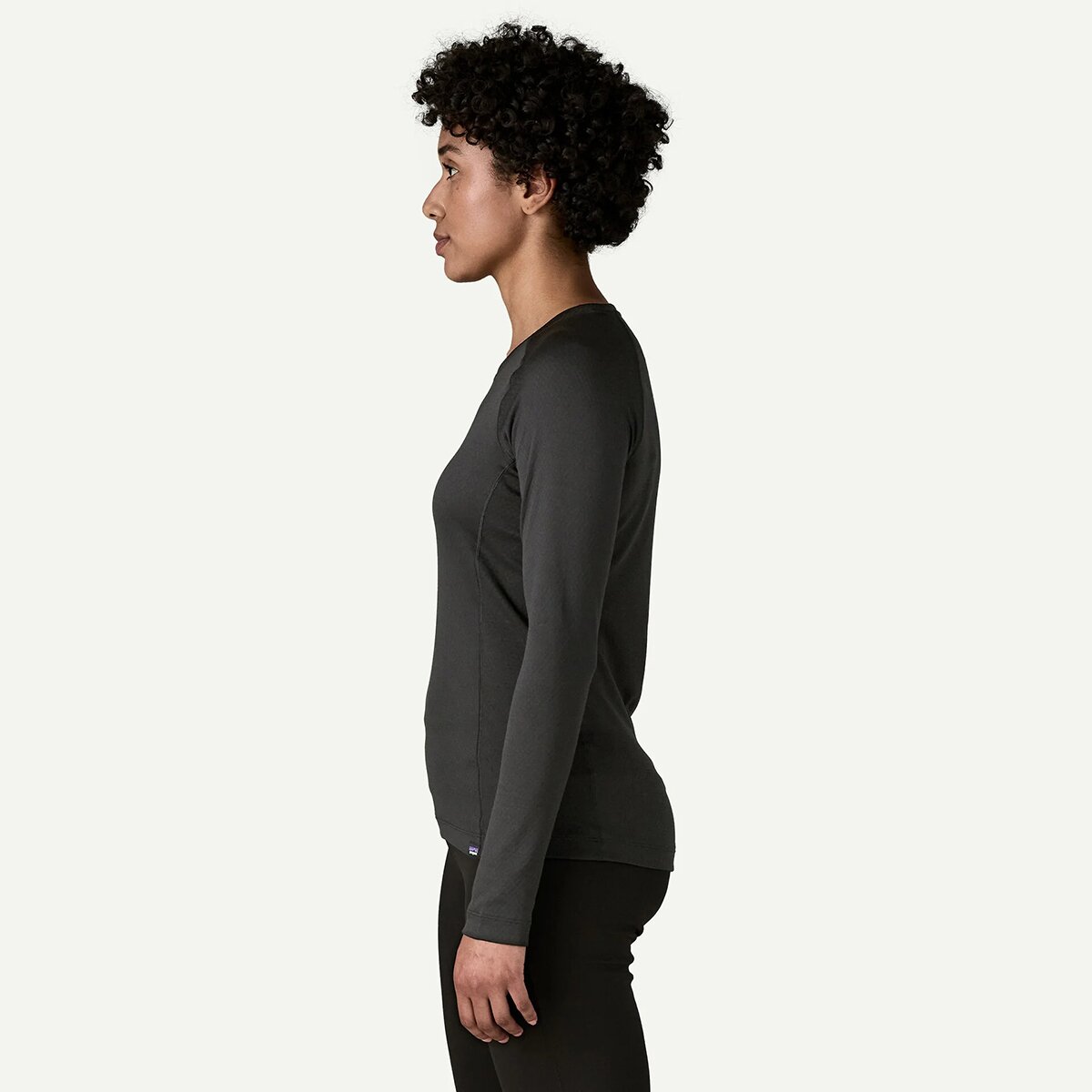 Женский топ Patagonia Capilene Midweight Crew Top, цвет: Чёрный — фото 3