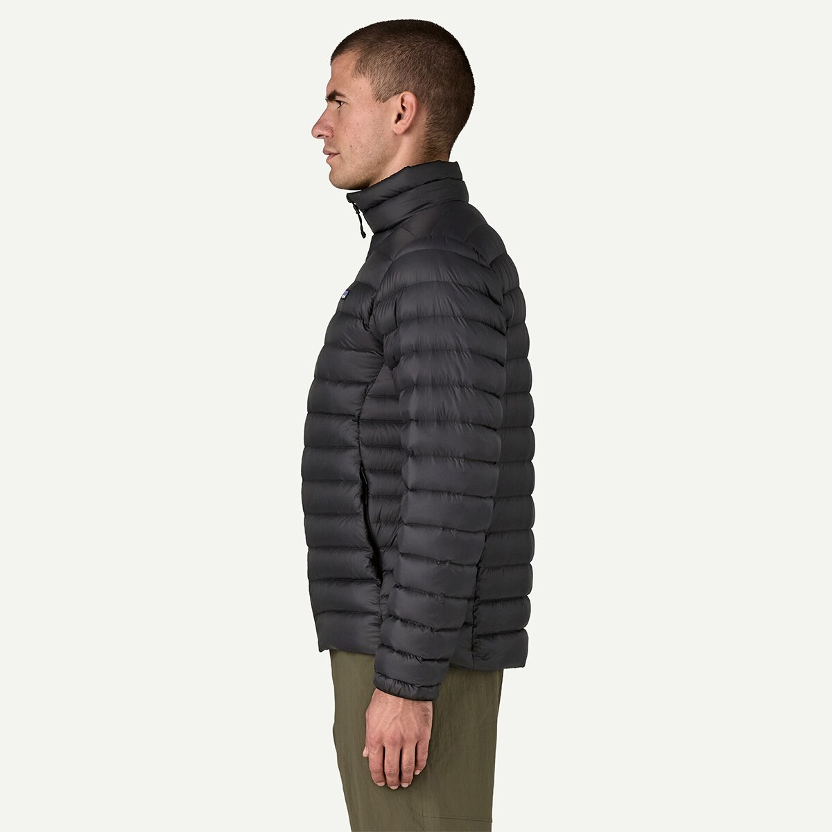 Мужская куртка Patagonia Down Sweater Jacket, цвет: Чёрный — фото 3