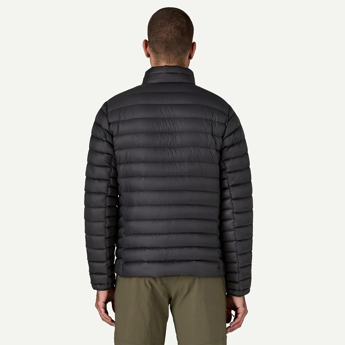 Мужская куртка Patagonia Down Sweater Jacket, цвет: Чёрный — фото 10