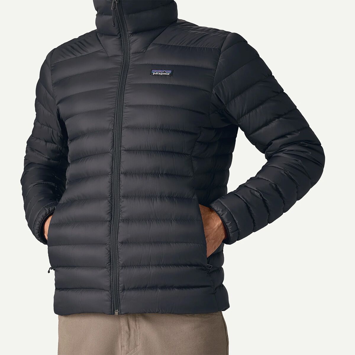 Мужская куртка Patagonia Down Sweater Hooded, цвет: Чёрный — фото 4