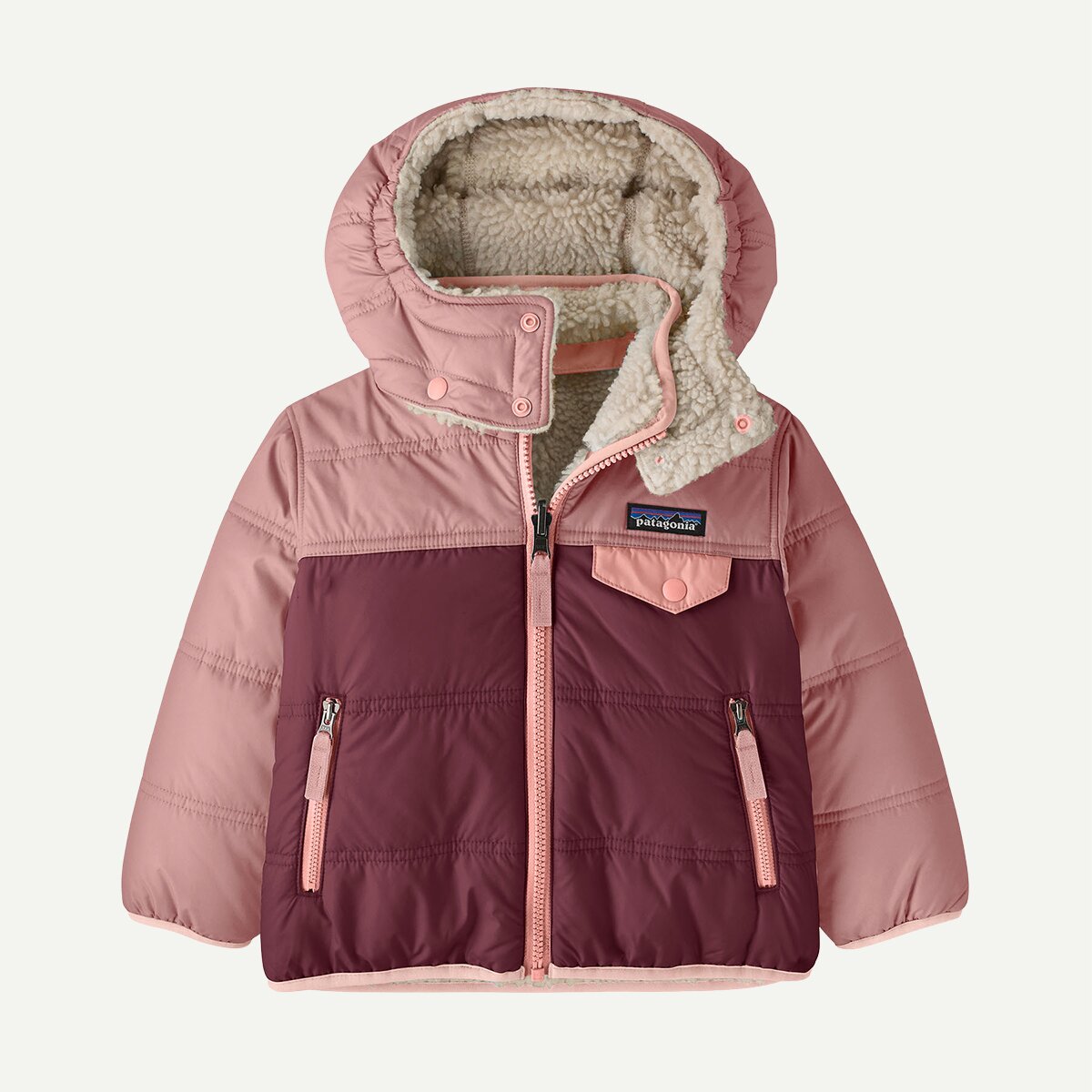 Детская куртка Patagonia Reversible Tribbles Hooded Jacket - Toddlers', цвет: Ягодный инжирный — фото 3