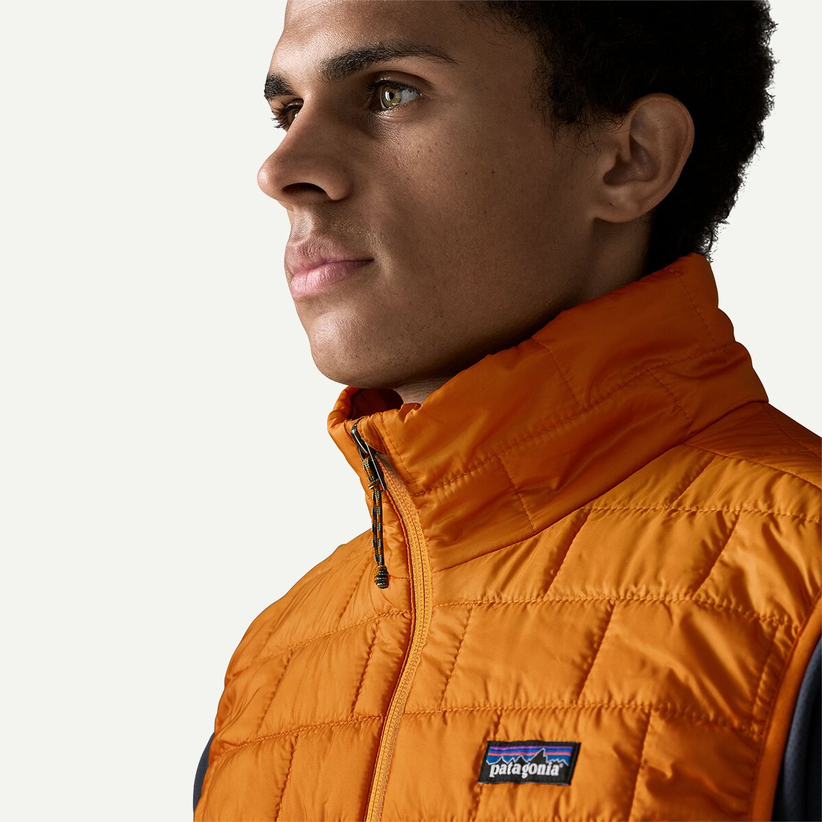 Мужской жилет Patagonia Nano Puff Vest, цвет: Оранжевый — фото 2